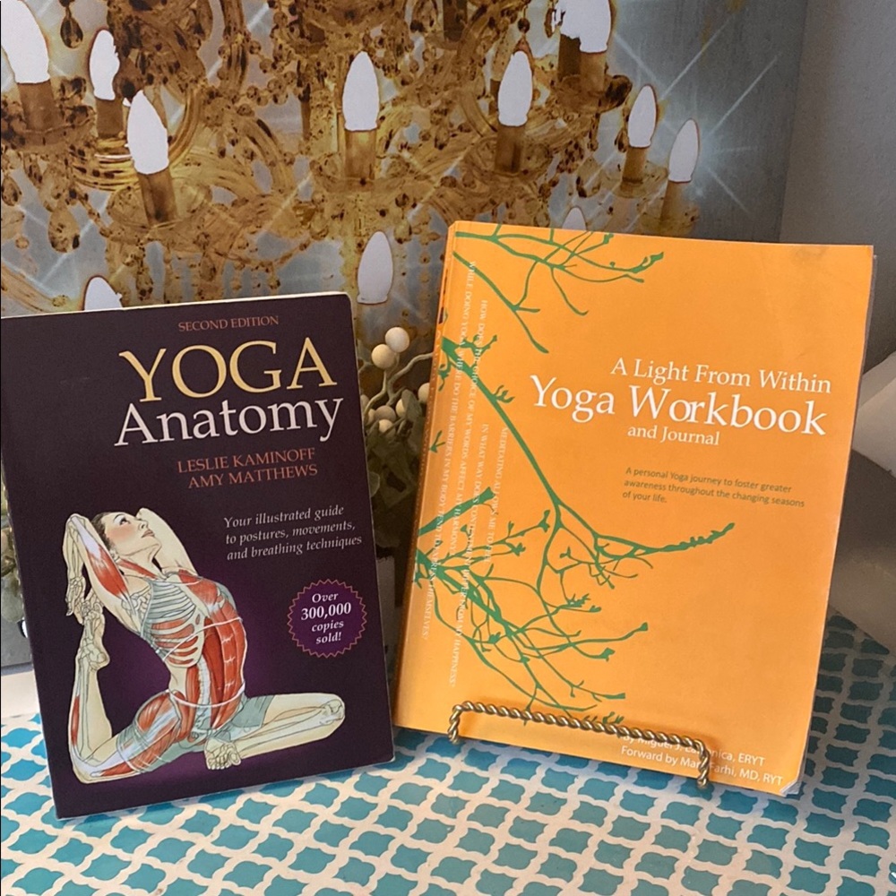 Yoga Anatomy and Workbook Yoga teacher tool kit to success